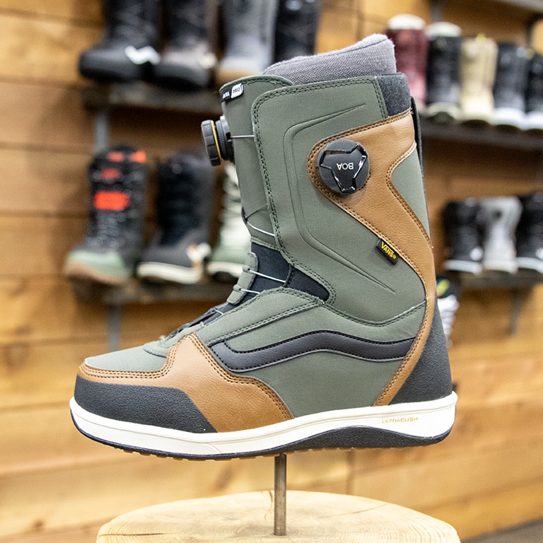 2020 Vans Aura Pro