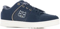 IPath Cricket Skate Shoes - (magenta) basketweave embossed suede
